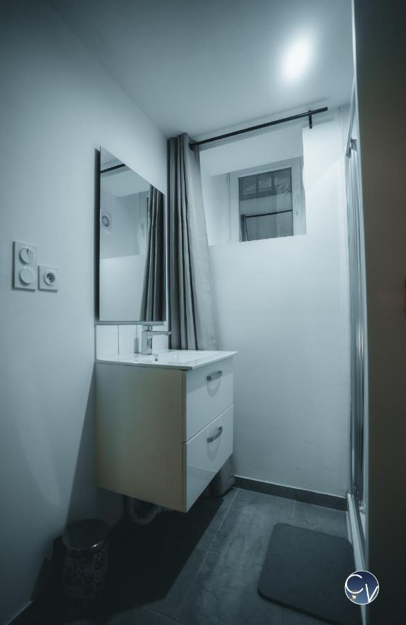 Appartement Neuf Et Moderne Dans Le Centre Ville Bagnols-sur-Ceze Exterior photo